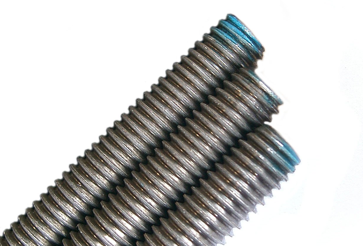 VARILLA ROSCADA 5/8 X 3 MTS MARCA CN