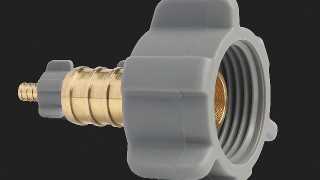 CONECTOR LAV PLASTICO PARA PEX & PERT X H NPT 1/2 X 1/2 FPT GIRABLE MARCA BIOVALTIC